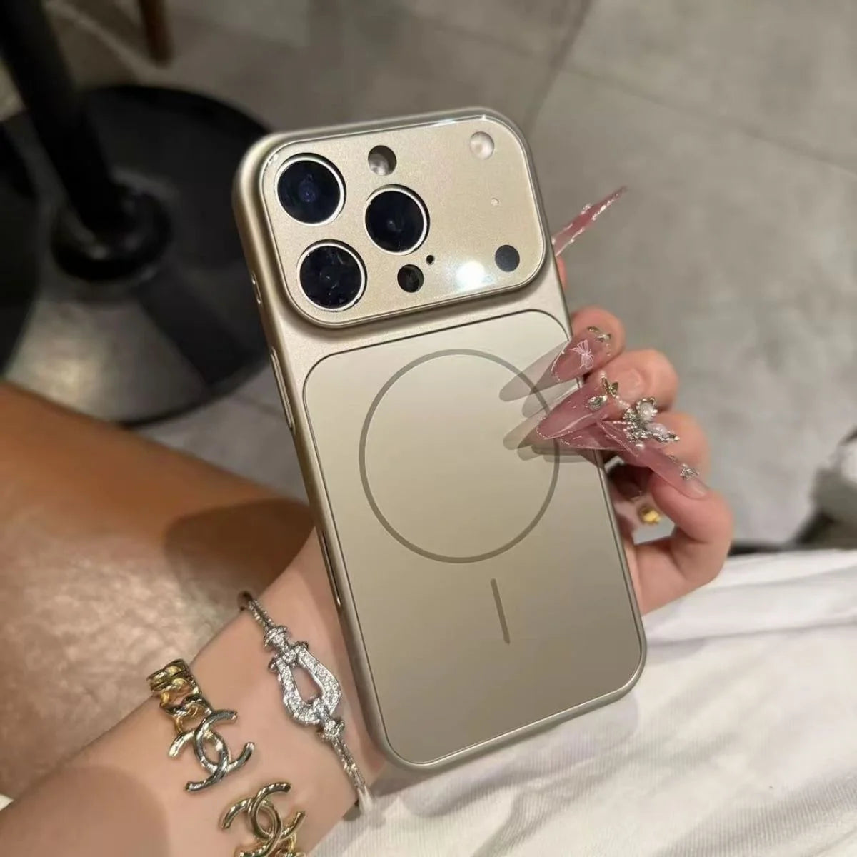 AG Nano Frosted Glass MagSafe Case for iPhone 17 Pro