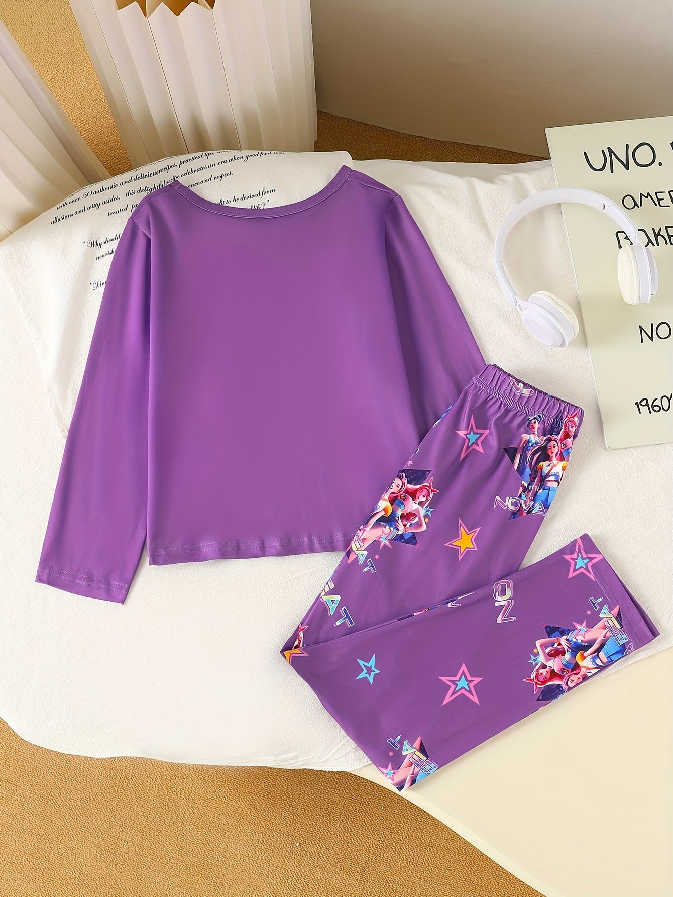[Kpop Girls' Pajama Set] Kpop Girls' Pajama Set | Medium Stretch, Portrait Pattern, Crew Neck, Ages 8-12, All Seasons