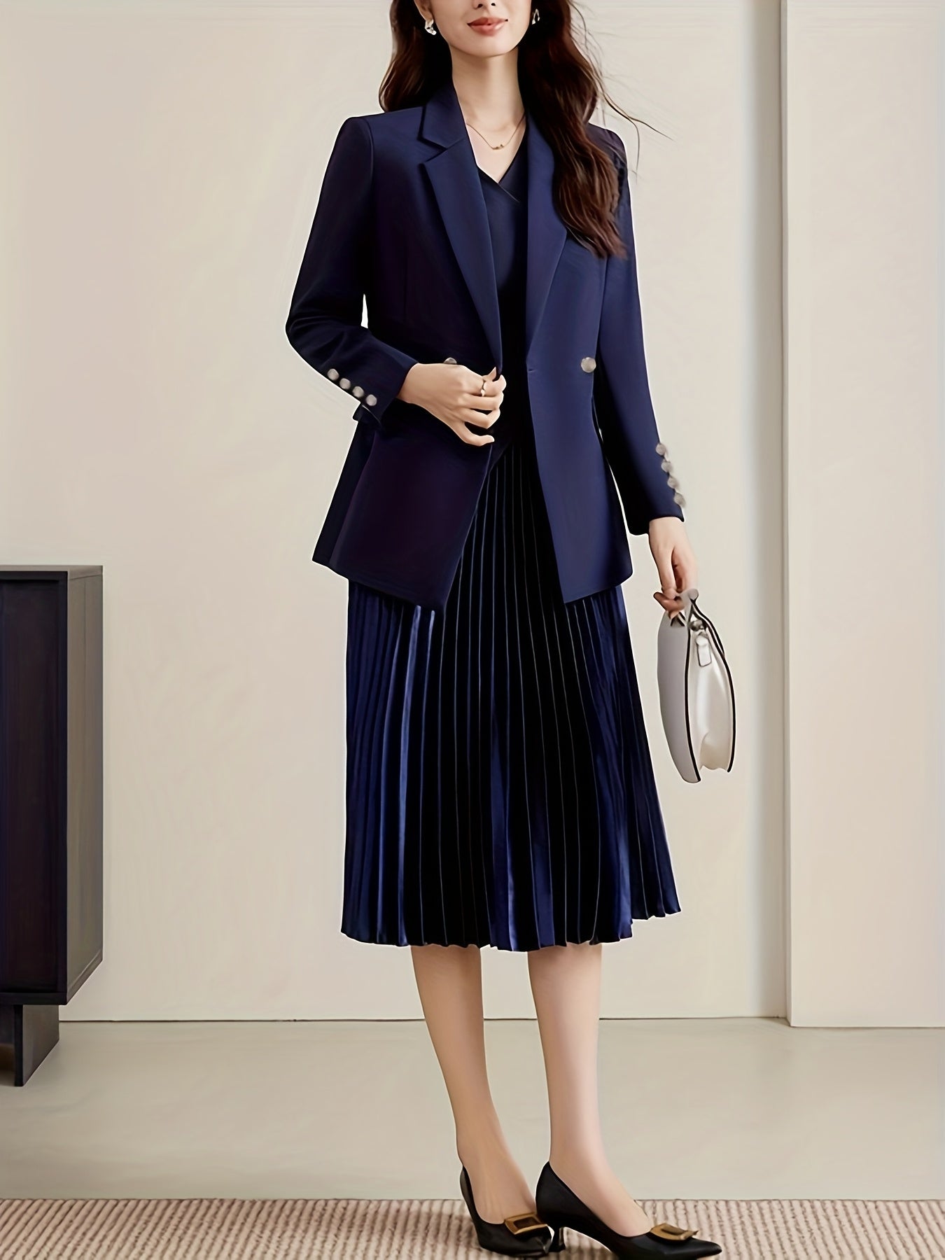 Light Purple Blazer Set with a Waist-Cinching Design, Featuring a Long-Sleeve Short Jacket And a Mermaid Midi Skirt, Perfect for Office Commutes in Autumn And Winter.