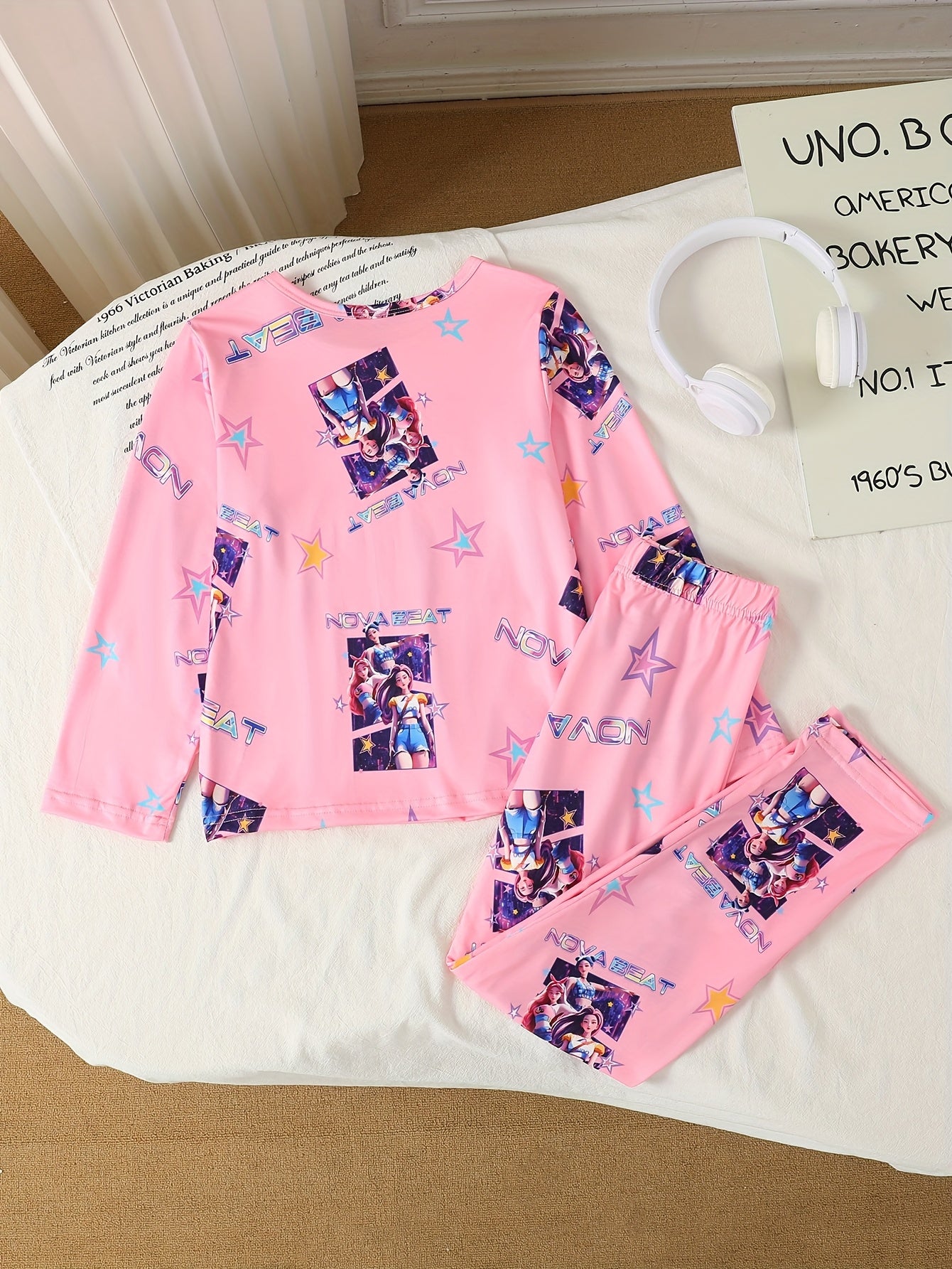 [Kpop Girls' Pajama Set] Kpop Girls' Pajama Set | Medium Stretch, Portrait Pattern, Crew Neck, Ages 8-12, All Seasons