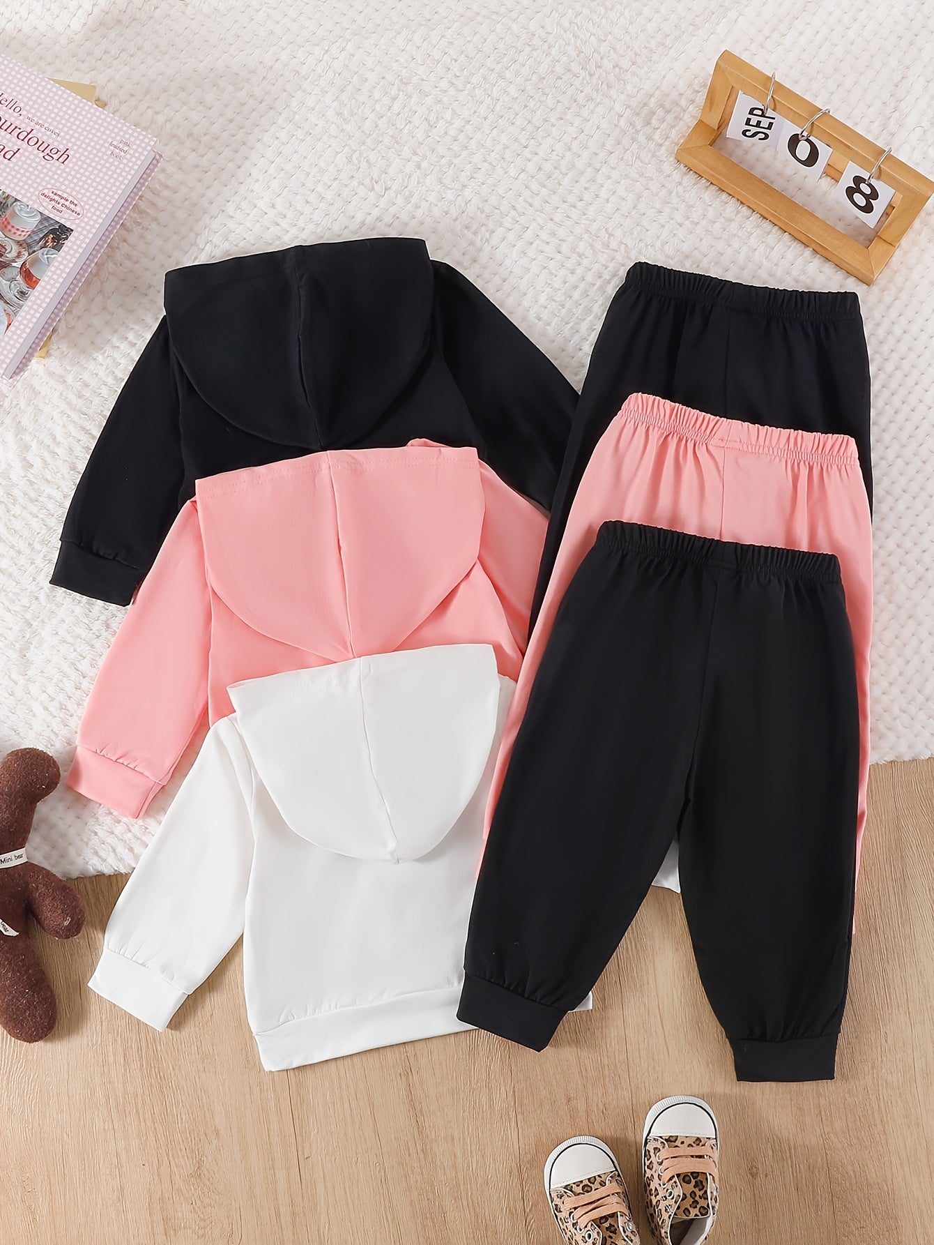 6pcs Sweatsuits For Baby Girls, Trendy Oversize Hoodies Sweatshirts Fall Fashion Pullover Sweaters Winter Clothes, Baby Girl Clothes Fall Winter Outfit Long Sleeve Toddler Infant Track Suits Set, for Outdoor