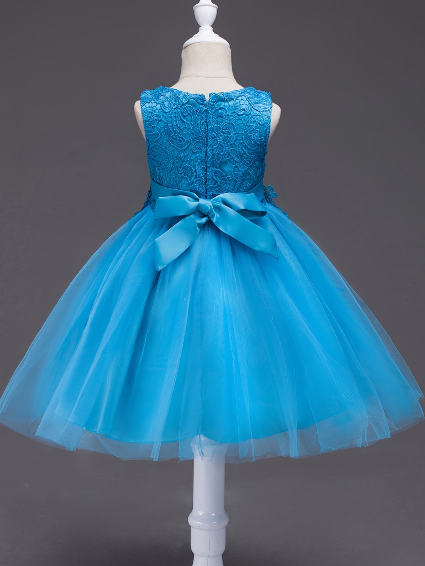 Girls Lace Embroidered Dress With Bow Waist And Mesh Skirt