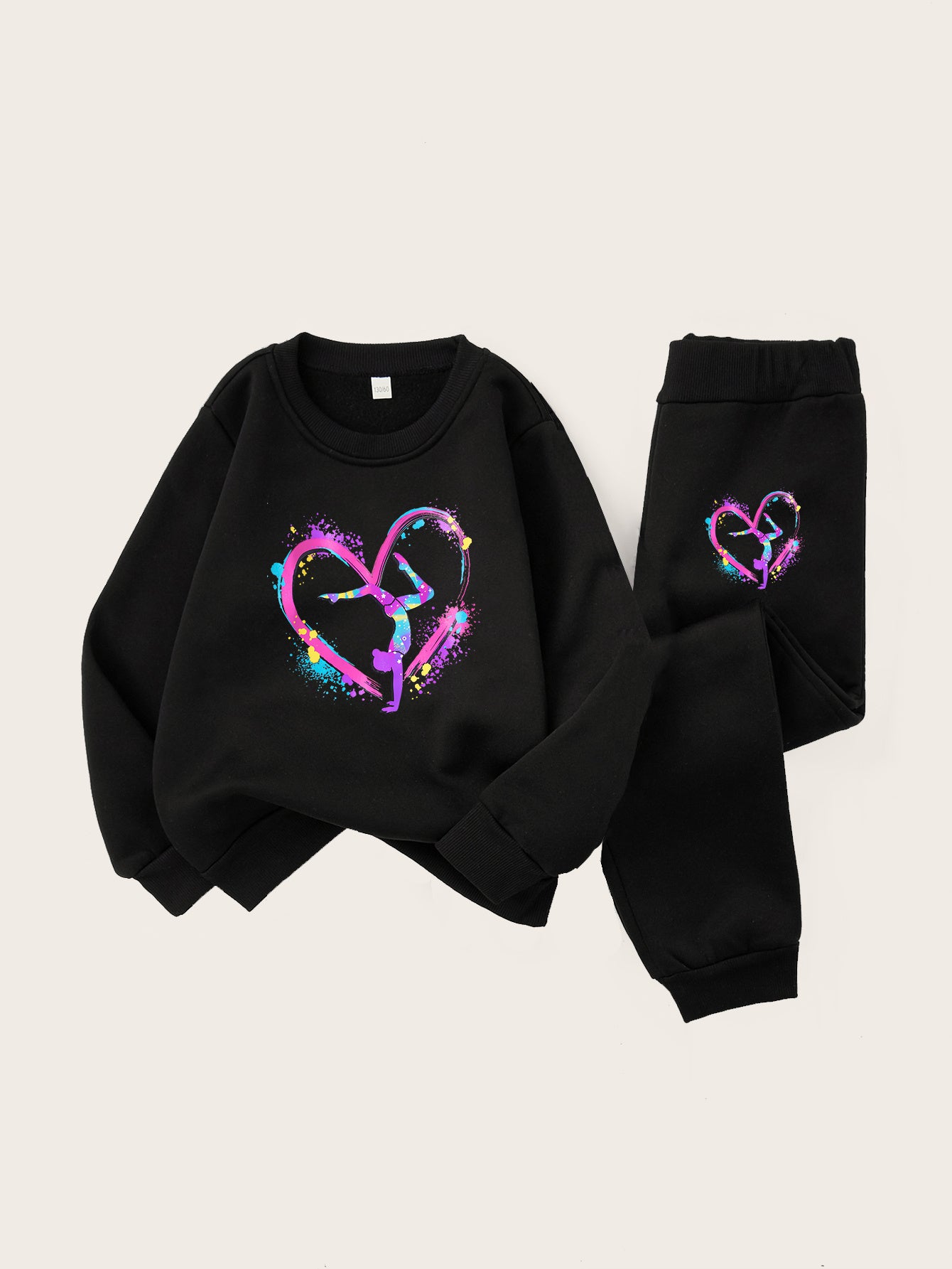 Girls' Cozy Gymnastics Watercolor Print Sweatshirt Set - Black with Vibrant Heart Design, Perfect for Outdoor Activities, Casual Wear, Allseason Comfort, Gymnastics Outfit|Playful Print|Stretchy Fabric