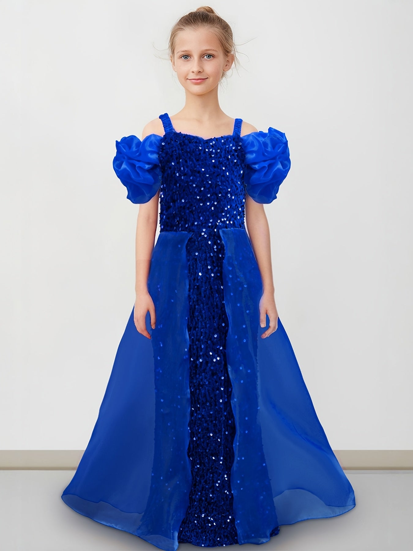 Girls Princess Gown With Off-Shoulder Puff Sleeves Tulle Train