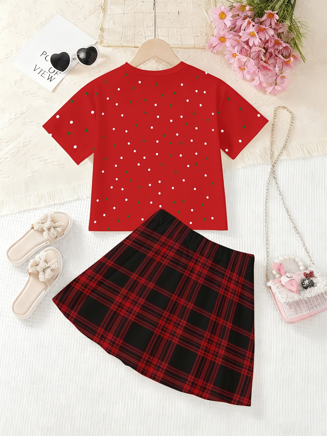 Girls Summer Short Sleeve Short Skirt Two Piece Set, Red and Black Plaid Skirt, Christmas No. 67 Cartoon 3D Printed Round Neck T-Shirt, Summer Set, Suitable for Casual Vacation Party, Suitable for Outdoor Scene Wear
