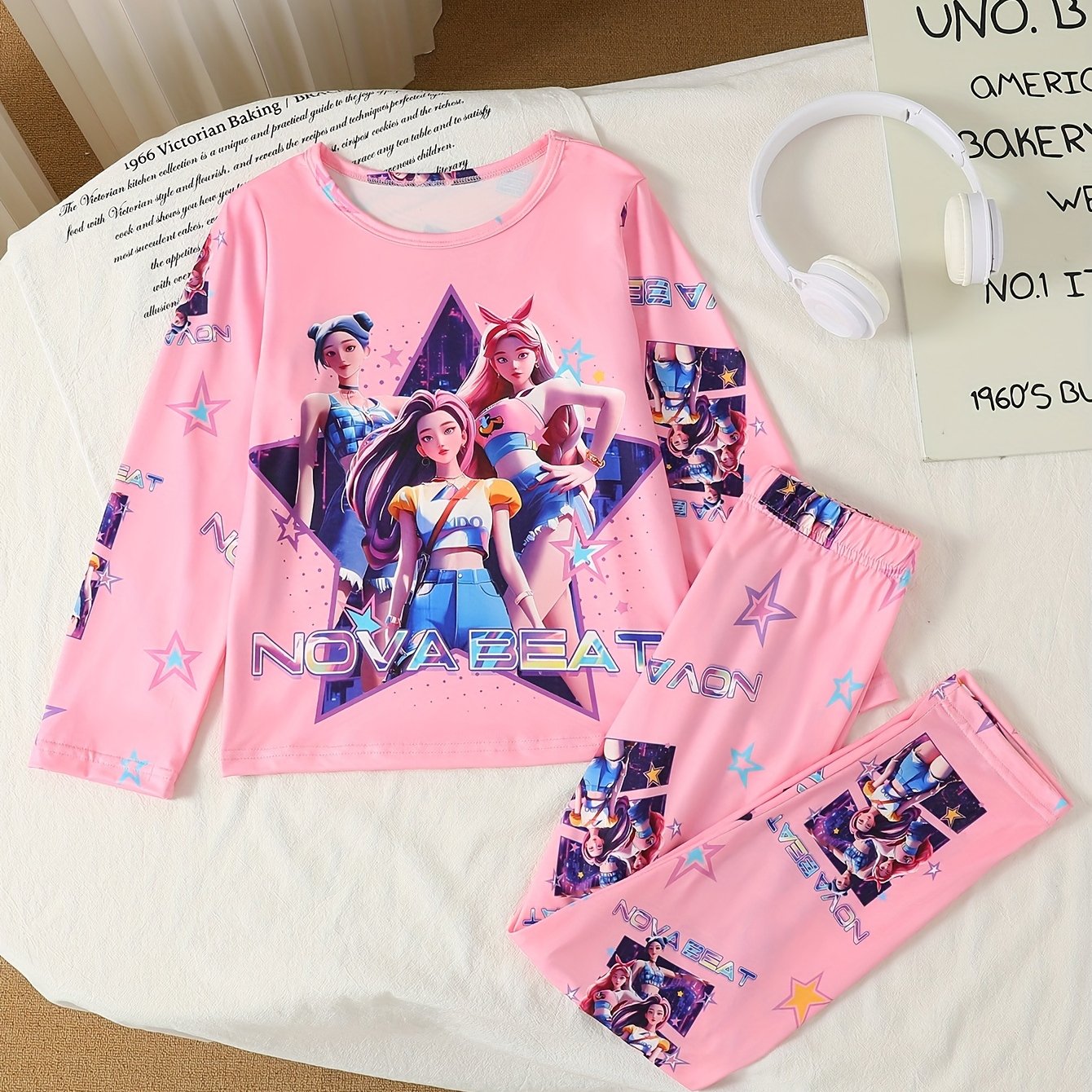 [Kpop Girls' Pajama Set] Kpop Girls' Pajama Set | Medium Stretch, Portrait Pattern, Crew Neck, Ages 8-12, All Seasons