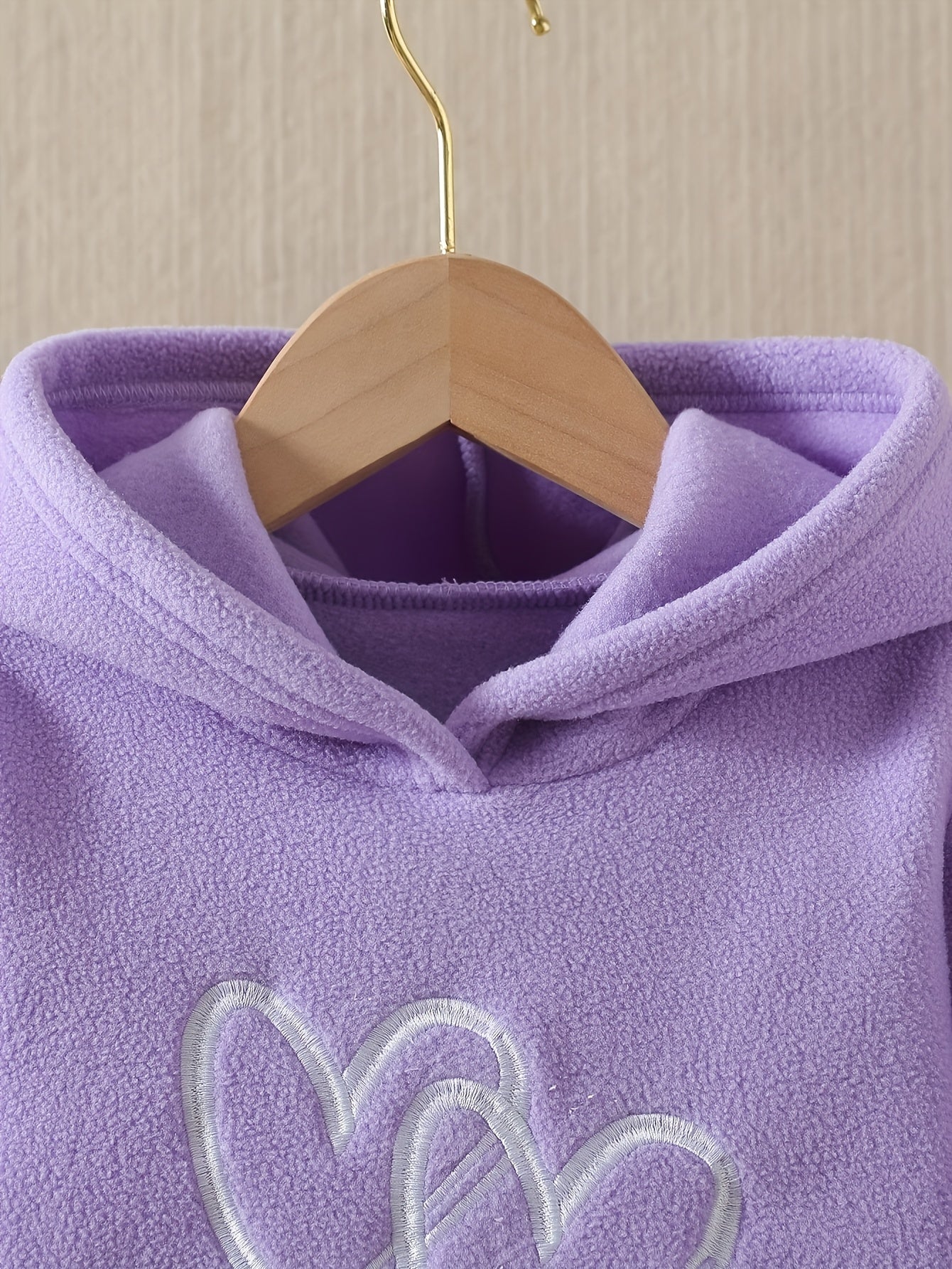 Girls' Autumn And Winter New Style Multi-set Love Pattern Simple Fashion Trend Hoodie Long Sleeve Long Pants Three Sets Suitable for Outdoor Scenes to Wear, Perfect for Outdoor