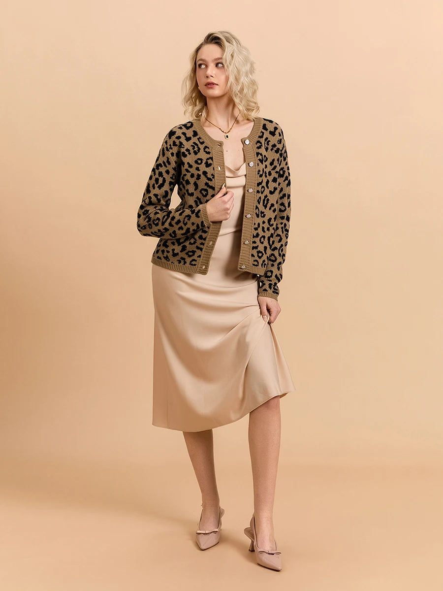 Women's Long Sleeve V Neck Button Down Cardigan Sweater With Pockets Cozy Fall Knit Jacket In Solid Color