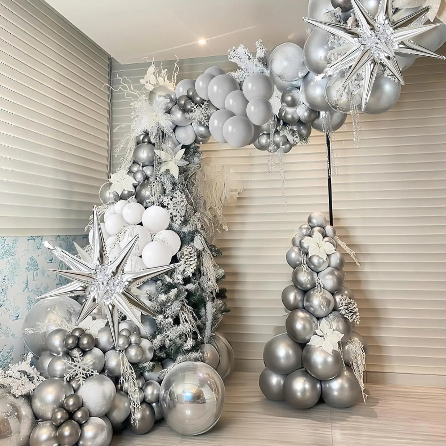 100 Piece Latex Balloon Decoration Set With Star Arch