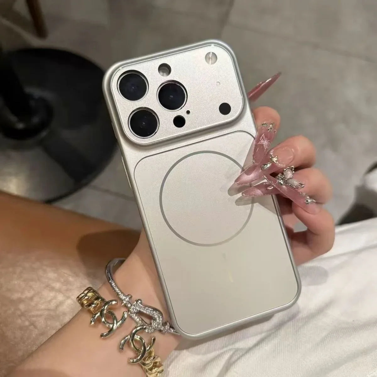 AG Nano Frosted Glass MagSafe Case for iPhone 17 Pro