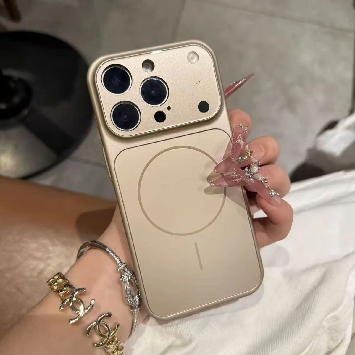 AG Nano Frosted Glass MagSafe Case for iPhone 17 Pro