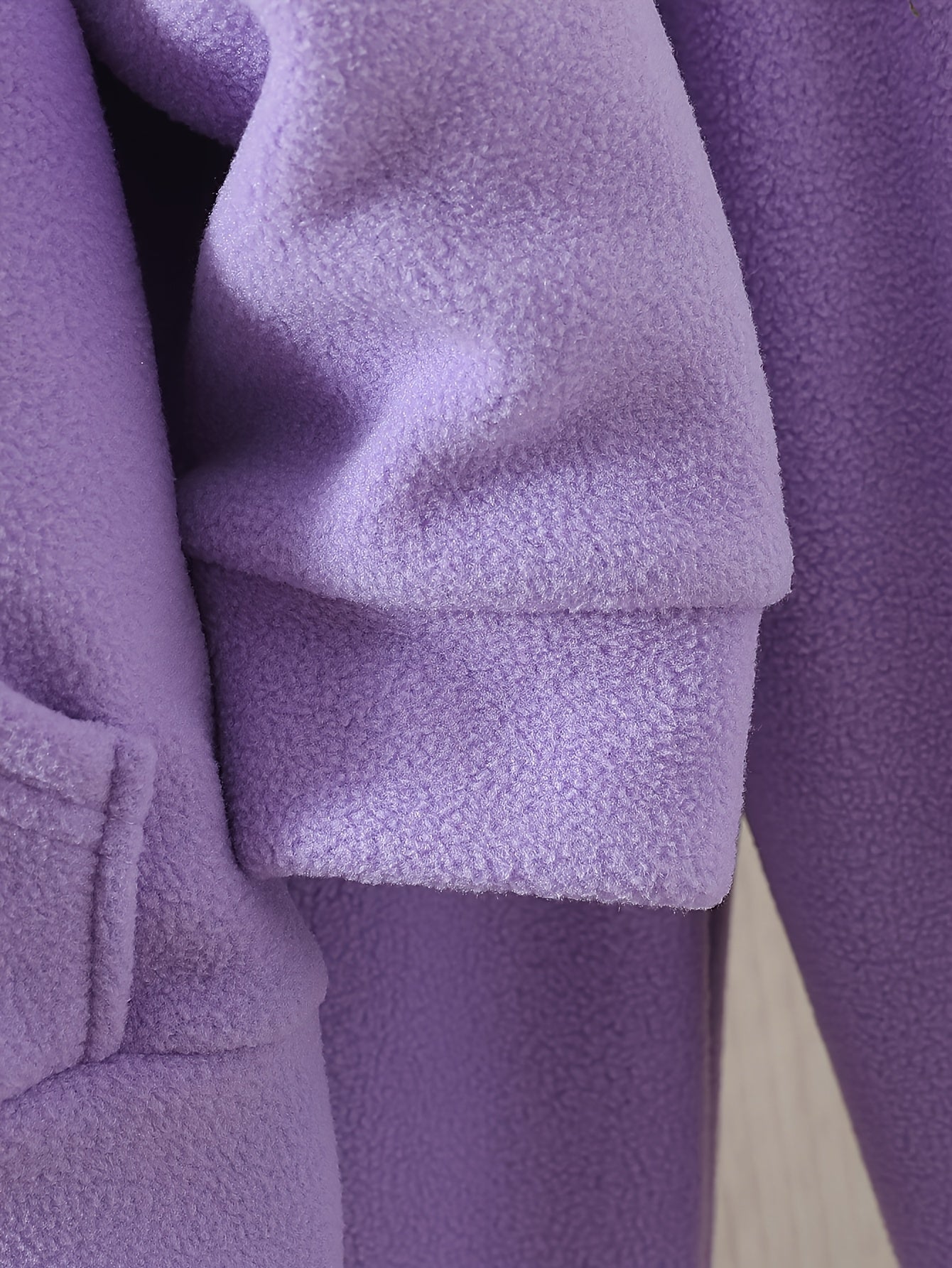 Girls' Autumn And Winter New Style Multi-set Love Pattern Simple Fashion Trend Hoodie Long Sleeve Long Pants Three Sets Suitable for Outdoor Scenes to Wear, Perfect for Outdoor