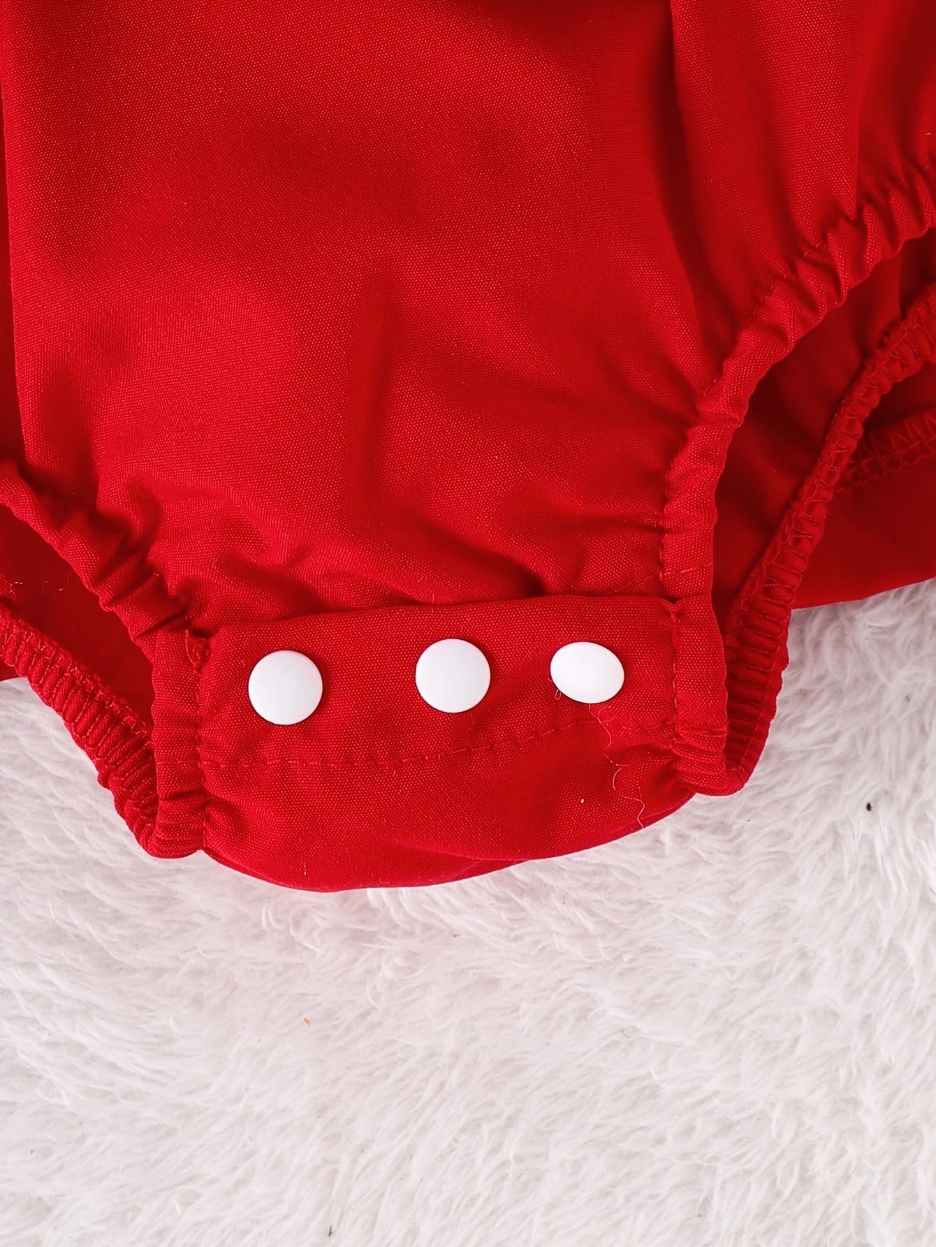 4pcs Baby Girl Adorable Strawberry Embroidered Big Bow Faux Two-Piece Bubble Sleeve Romper Set with Headband And Socks, Perfect for Outdoor