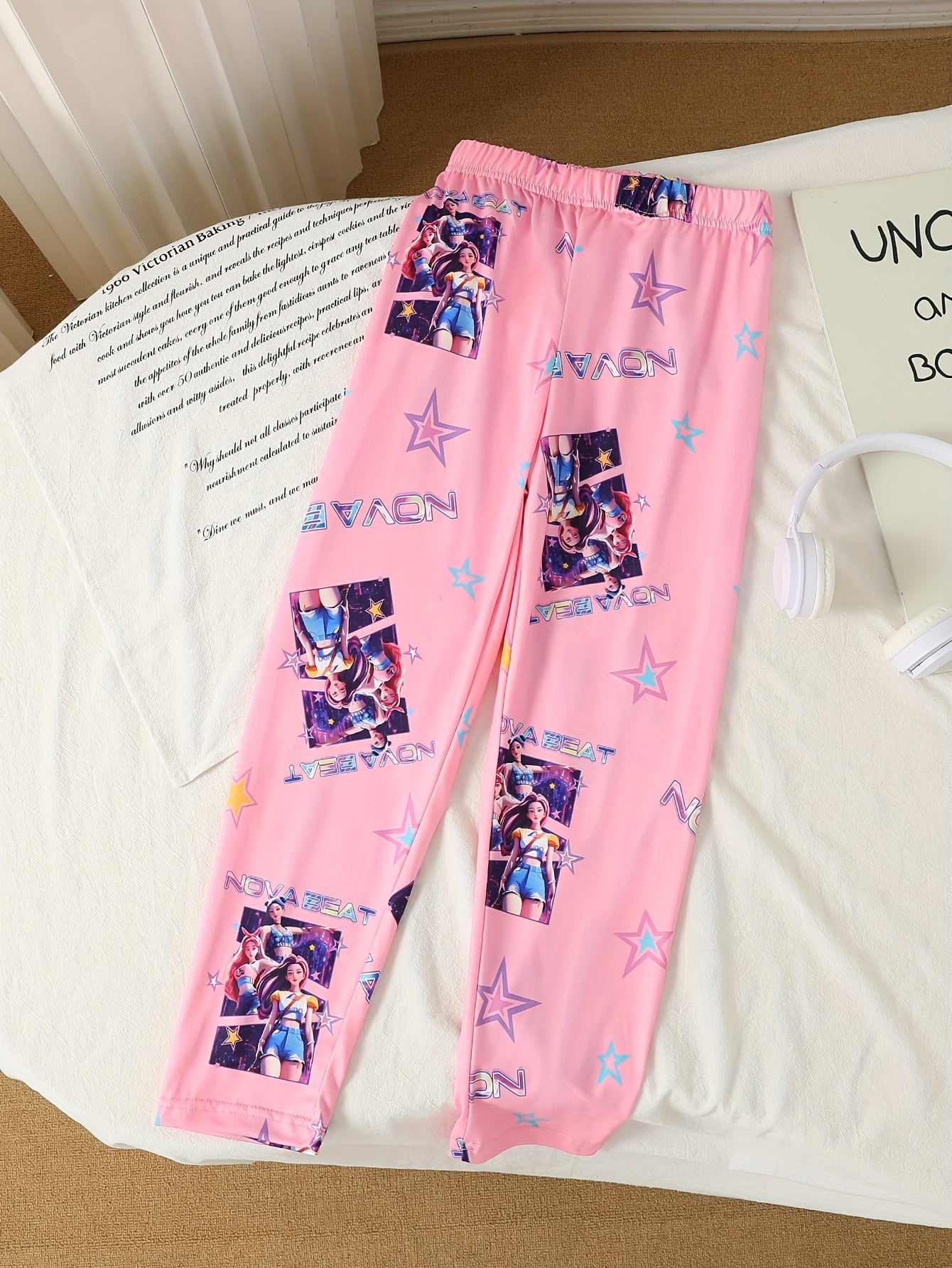 [Kpop Girls' Pajama Set] Kpop Girls' Pajama Set | Medium Stretch, Portrait Pattern, Crew Neck, Ages 8-12, All Seasons