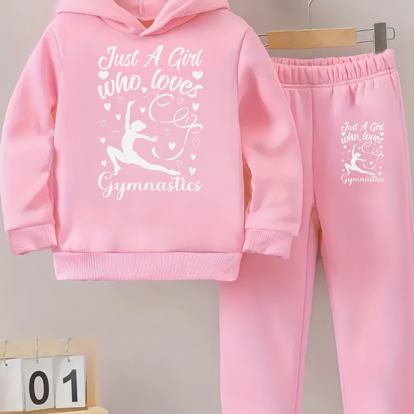 Girls Hoodie and Pants Set Black Just A Girl Who Loves Gymnastics Print Casual Wear for Gymnastics Practice and Everyday Outfits, Perfect for Outdoor