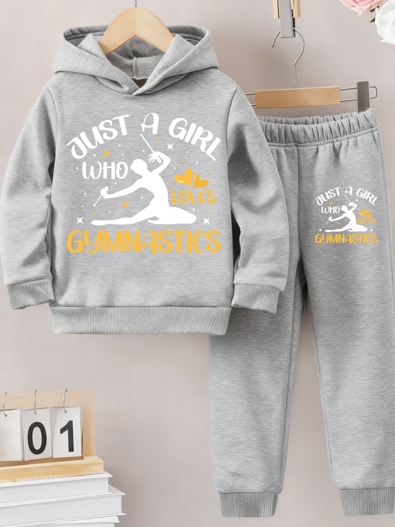 Girls Hoodie and Pants Set Black Just A Girl Who Loves Gymnastics Print Casual Outfit for Gymnastics Practice and Daily Wear, Perfect for Outdoor