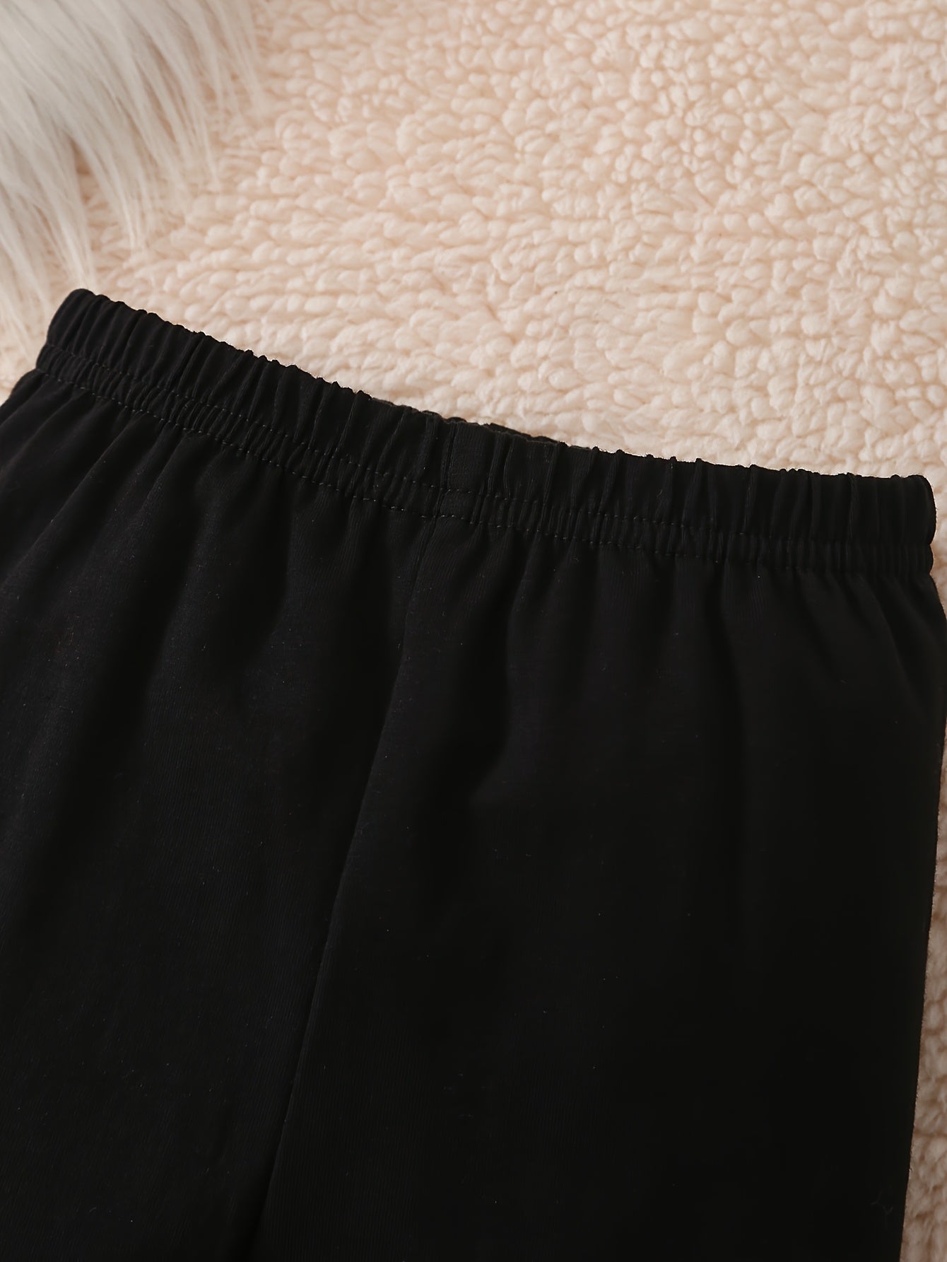 2pcs Baby 's Christmas Outfit Set - Red & Black Plaid Ruffled Sleeve Dress with Flared Bell-Bottoms & Bow Trim, Santa Claus Letter Embellished Top & Elastic Waist Pants for / (Machine Washable Holiday Party Costume), Perfect