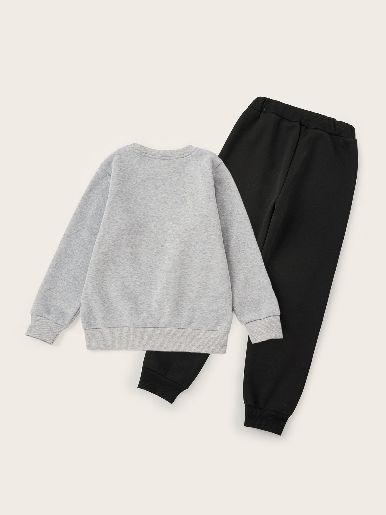 Girls' Cozy Gymnastics Watercolor Print Sweatshirt Set - Black with Vibrant Heart Design, Perfect for Outdoor Activities, Casual Wear, Allseason Comfort, Gymnastics Outfit|Playful Print|Stretchy Fabric