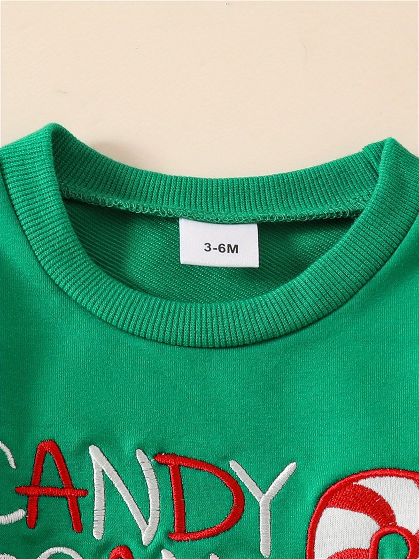 2pcs Toddler Girl Christmas Outfit Set - "Candy Cane Cutie" Letter Print Sweatshirt & Red & White Striped Flare Pants, Casual Long Sleeve & Round Neck, Perfect for Holiday Wear, Christmas Clothes, Best for Christmas, for Outd