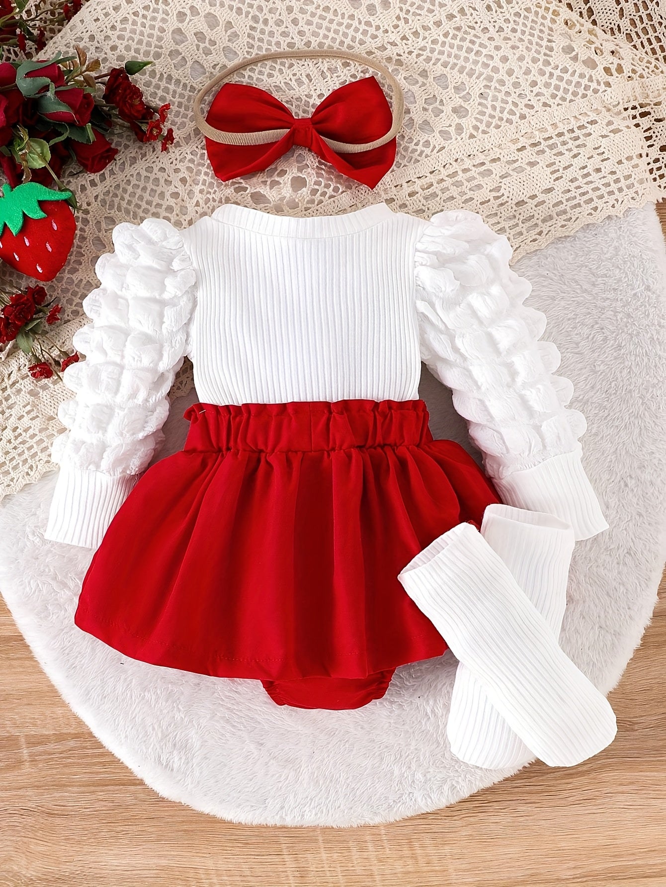 4pcs Baby Girl Adorable Strawberry Embroidered Big Bow Faux Two-Piece Bubble Sleeve Romper Set with Headband And Socks, Perfect for Outdoor