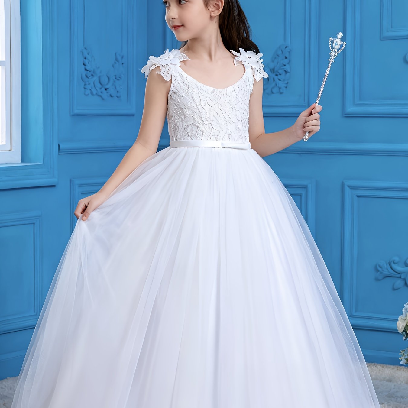 Girls Princess Style Jacquard Ball Gown With 3D Floral Embellishments