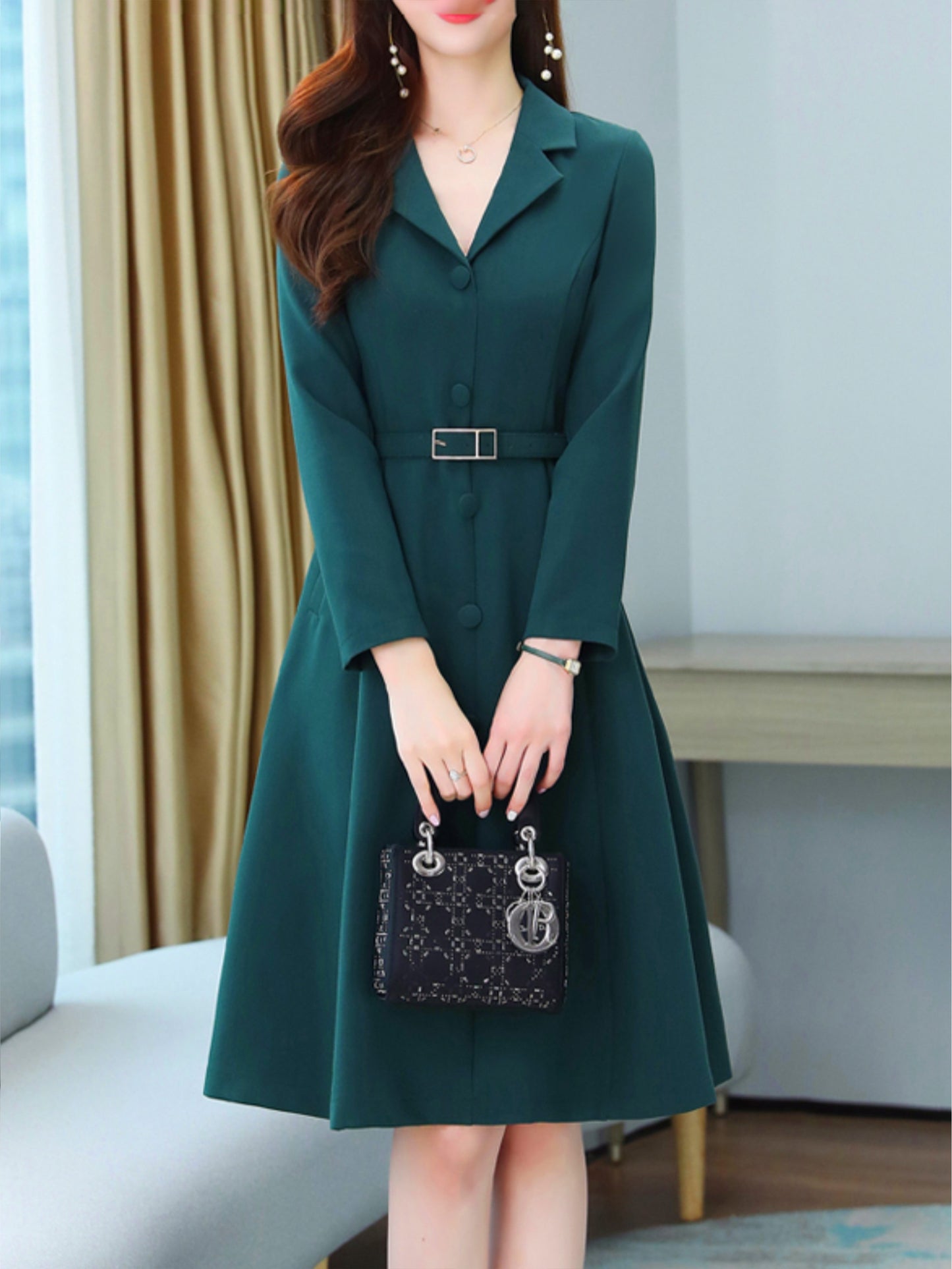 One Piece of Stylish A-Line Dress for Ladies Featuring a Belt, in a Solid Hue, with a Notched Collar, Suitable for Spring And Autumn, Made from Fabric.