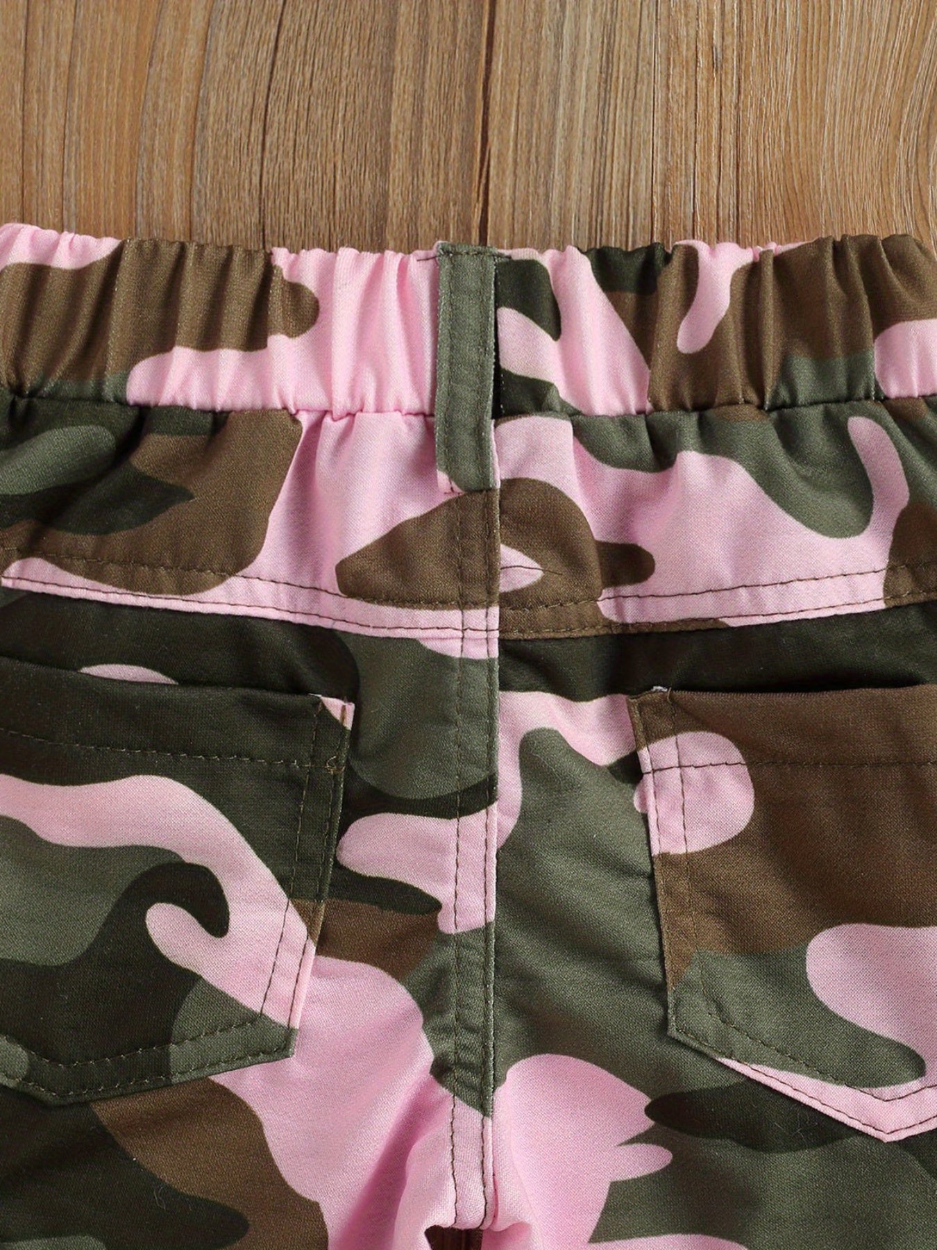 Girls 2pcs Clothes Set, Sleeveless Letter Printed High Neck Halter Tops with Camouflage Printed Long Pants