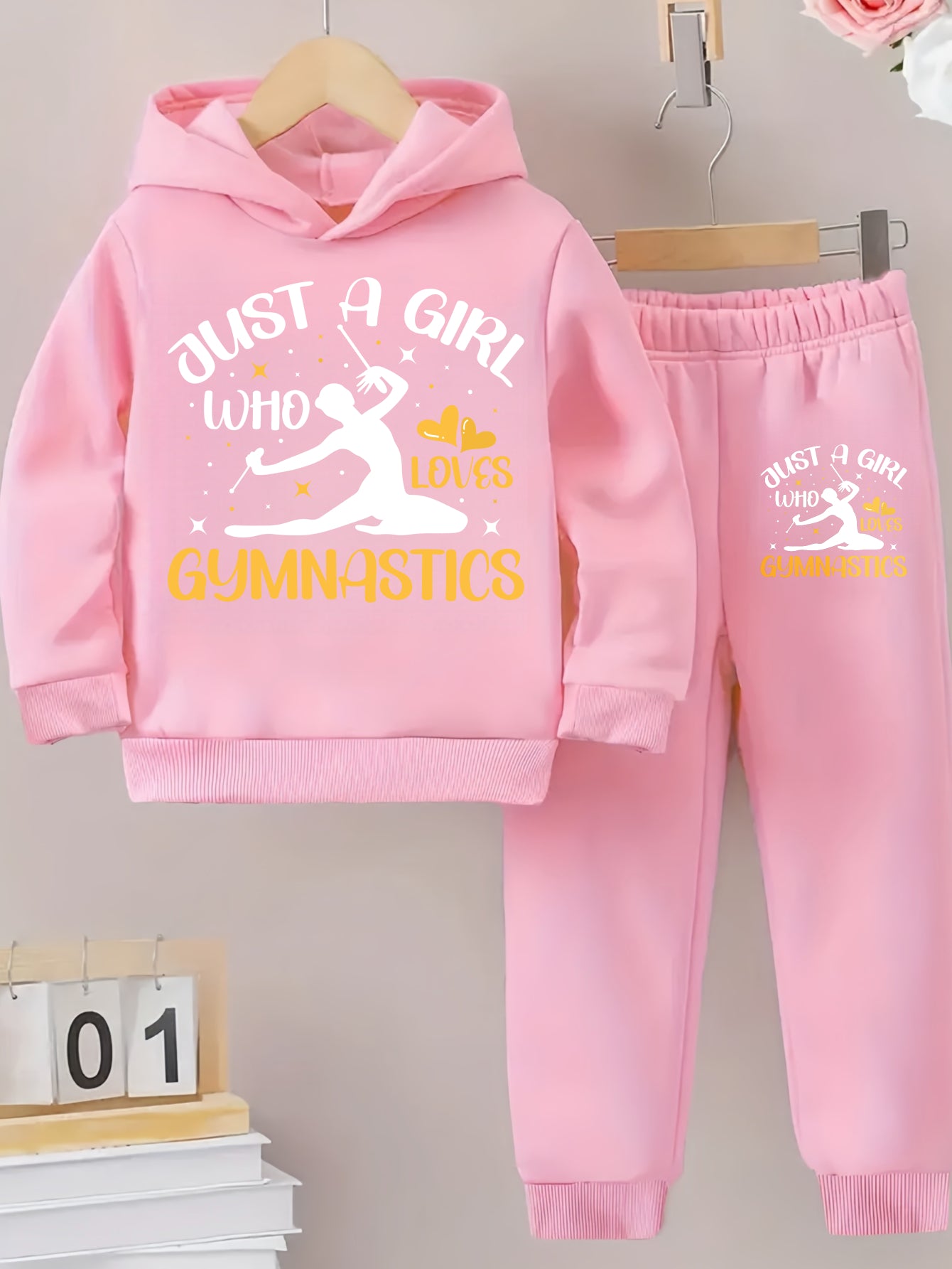 Girls Hoodie and Pants Set Black Just A Girl Who Loves Gymnastics Print Casual Outfit for Gymnastics Practice and Daily Wear, Perfect for Outdoor