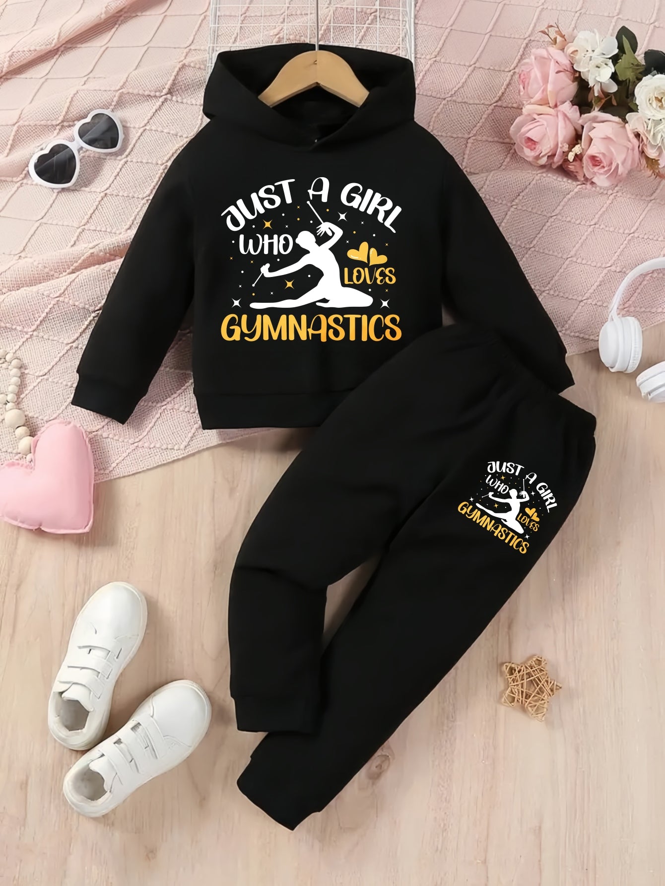 Girls Hoodie and Pants Set Black Just A Girl Who Loves Gymnastics Print Casual Outfit for Gymnastics Practice and Daily Wear, Perfect for Outdoor