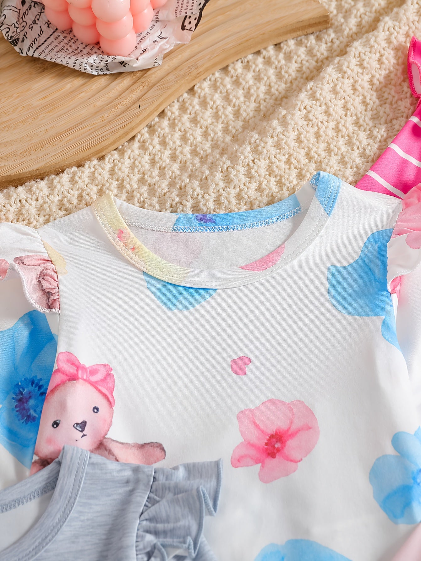 Cute Baby Girl Bear Print Jumpsuit Set With Flying Sleeves